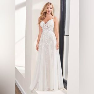 Sample Wedding Gown Size 8
